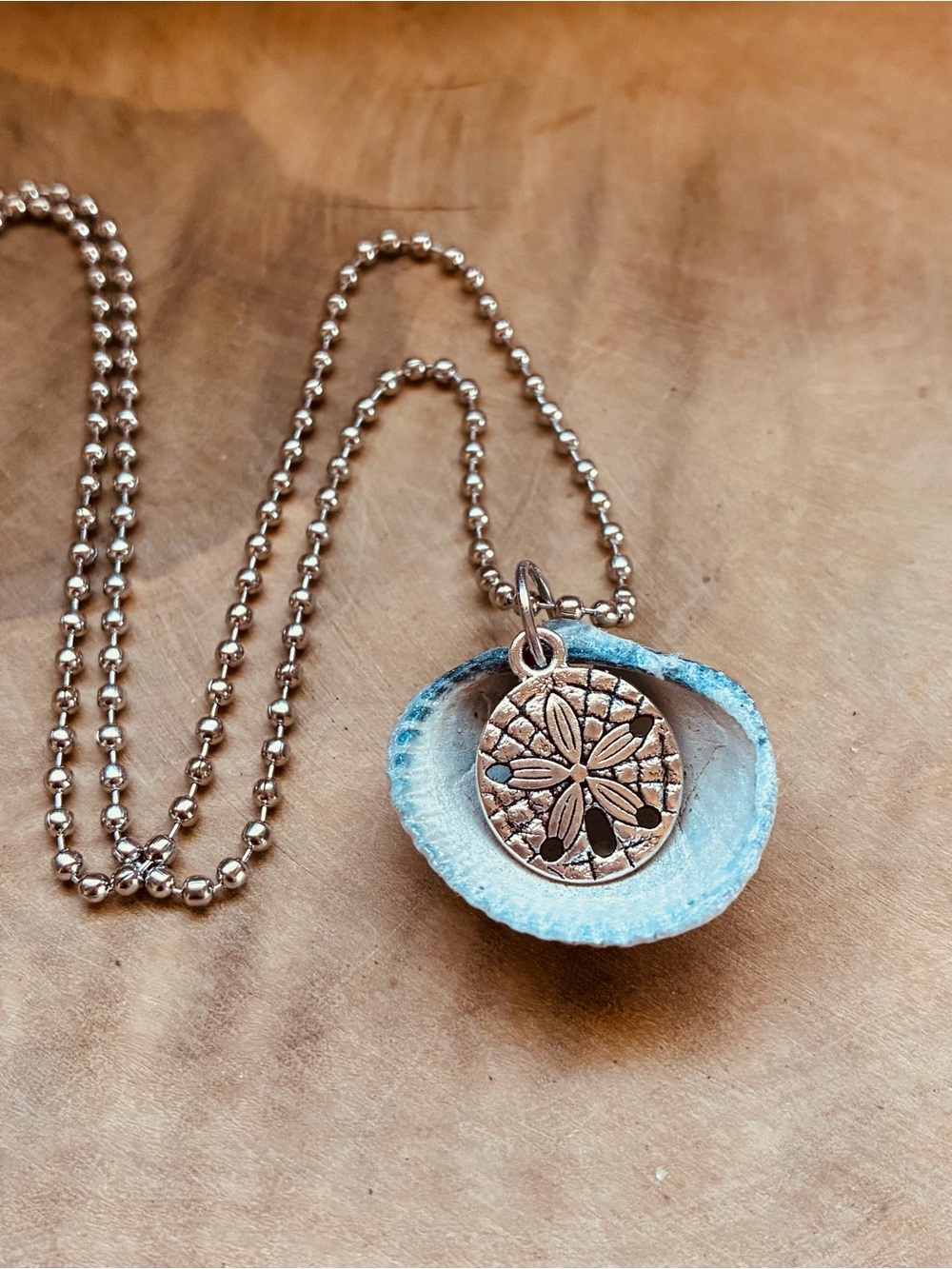 Wildwood NJ Shell Necklace Sand Dollar Charm Reversible Beach Pendant New Jersey